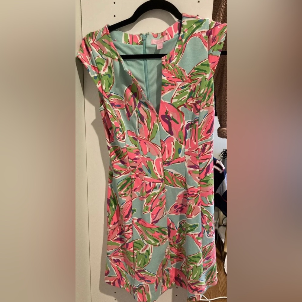 Lilly Pulitzer Briella floral in the Vias knit fit flare Dress cap slv  Size S